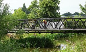 New footbridge being built across River Weaver in Nantwich