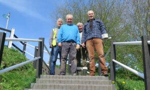 Volunteers spruce up Nantwich Aqueduct steps and rails