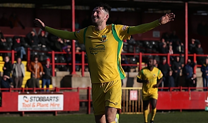 saunders celebrates v workington