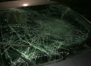 Police hunt thugs who smashed vehicles in Nantwich street