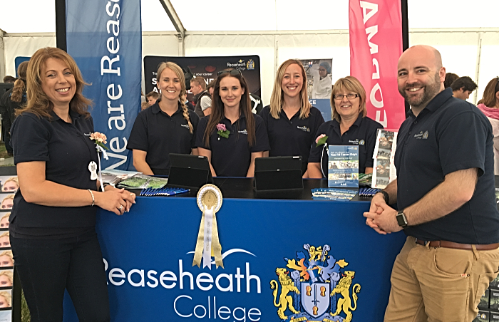 team best trade stand 2 - cheshire show