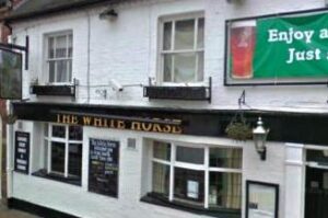 Staff and customers flee Nantwich town centre pub blaze